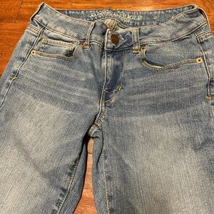 American Eagle blue jeans